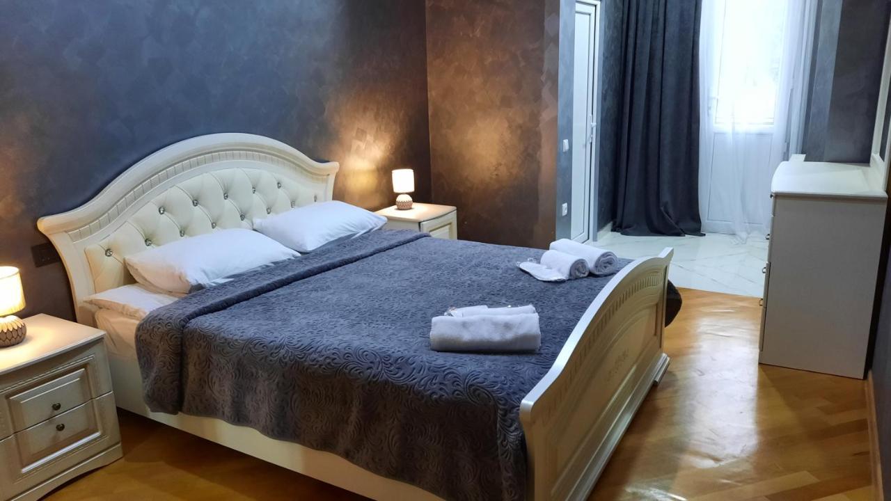 Makos Guest House Кутаиси Екстериор снимка