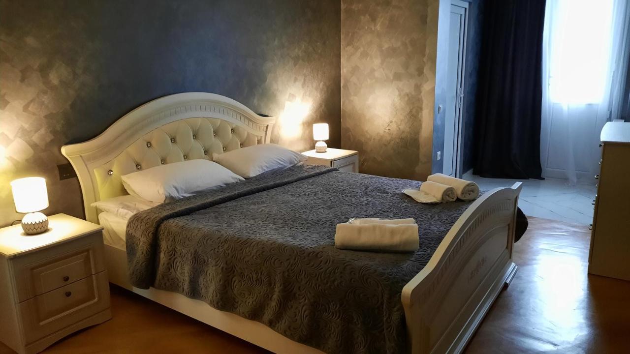 Makos Guest House Кутаиси Екстериор снимка