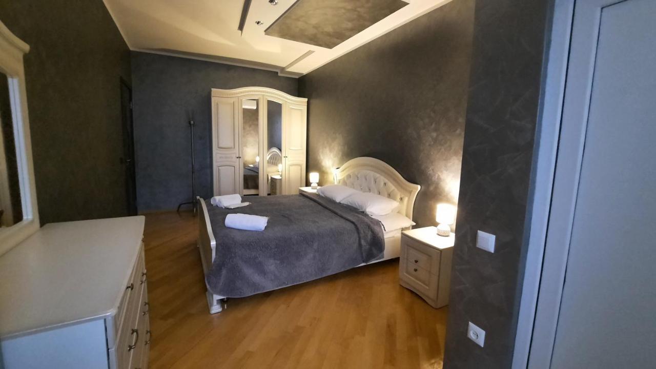 Makos Guest House Кутаиси Екстериор снимка