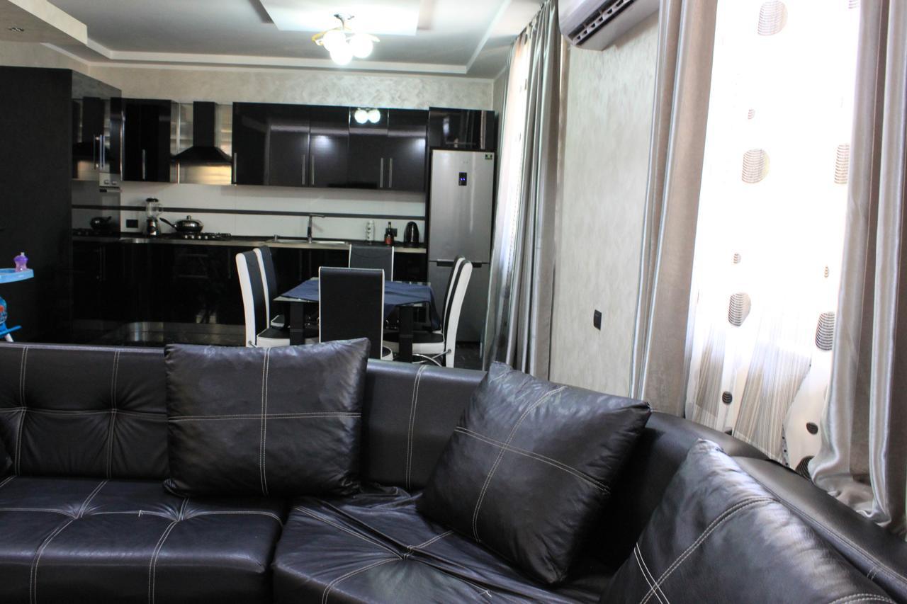 Makos Guest House Кутаиси Екстериор снимка